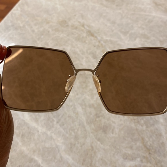 ALEXANDER MCQUEEN WOMENS SUNGLASSES GOLD AND BROWN! Worn once, made in Italy! - Picture 8 of 14